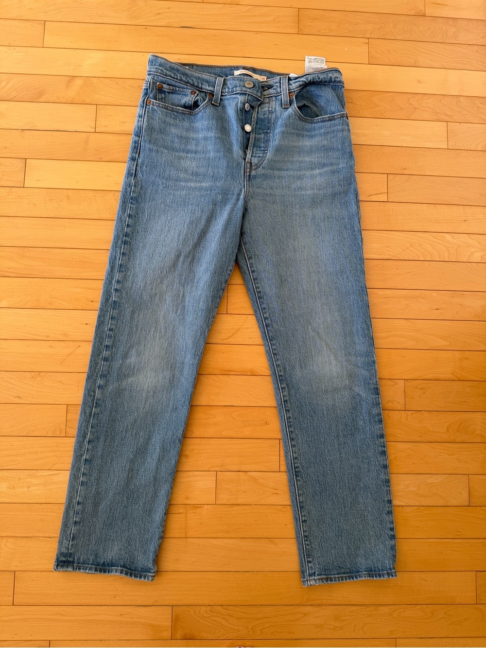 Levi’s Wedgie Straight Jeans Women’s 29 Light Wash High Rise Button Fly